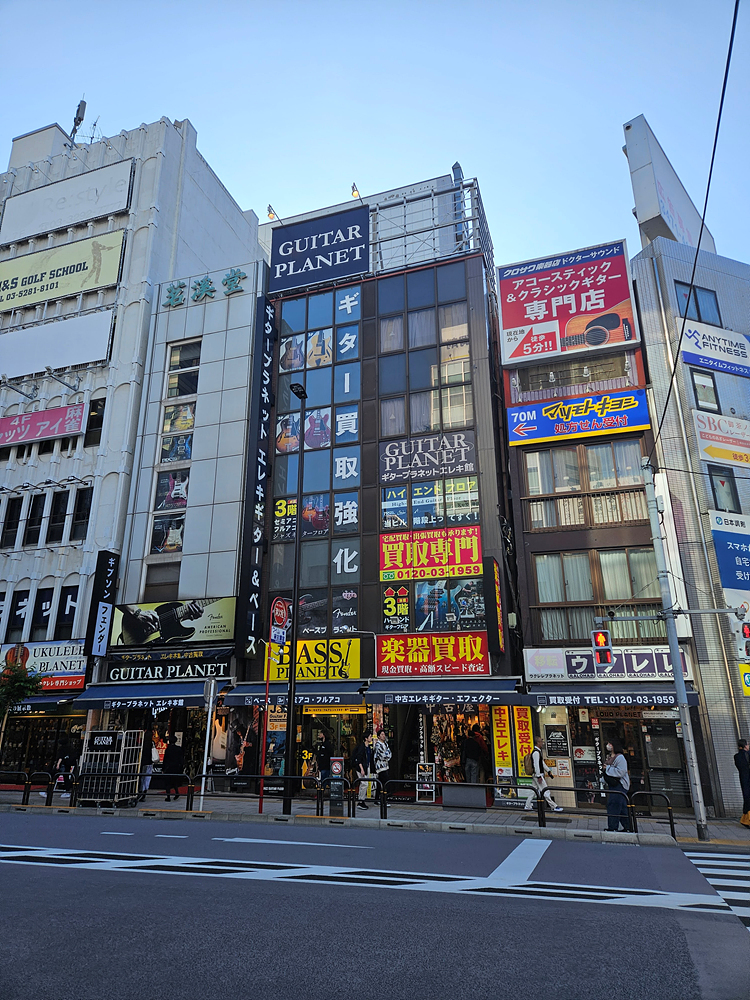 오챠노미즈역 주변 탐방 (악기 거리, 슈퍼 제비오)